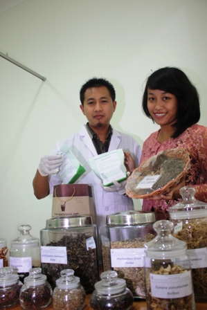Promo jamu dulu yah... :)